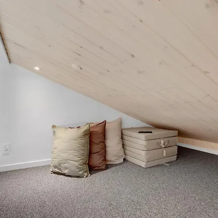 In With 3 Bedrooms, Sauna And Wifi Hemmet